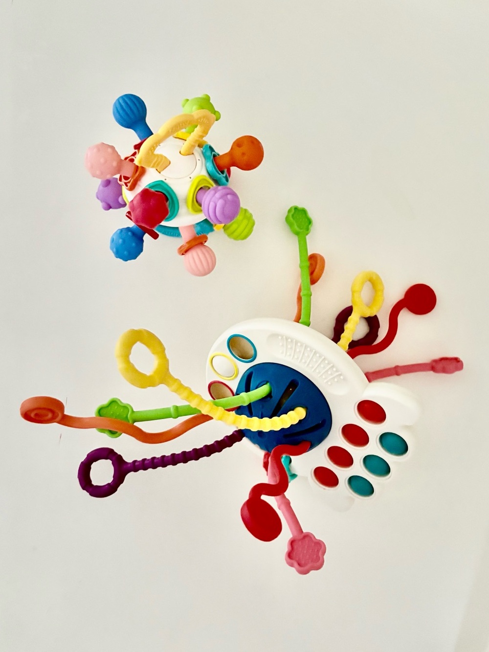 Montessori Baby Sensory Multi-Texture Toy & Nuby Twist Ball Teether